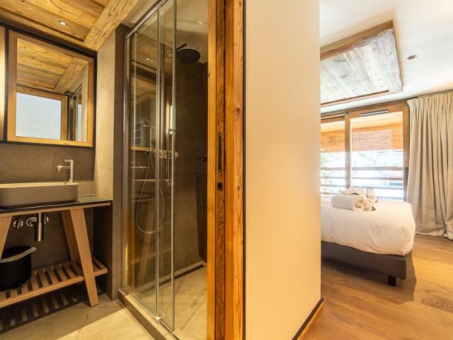 Luxury Penthouse Chalet in Méribel - Concierge, Spa, Parking FR-1-613-41 - Méribel Altiport 1700