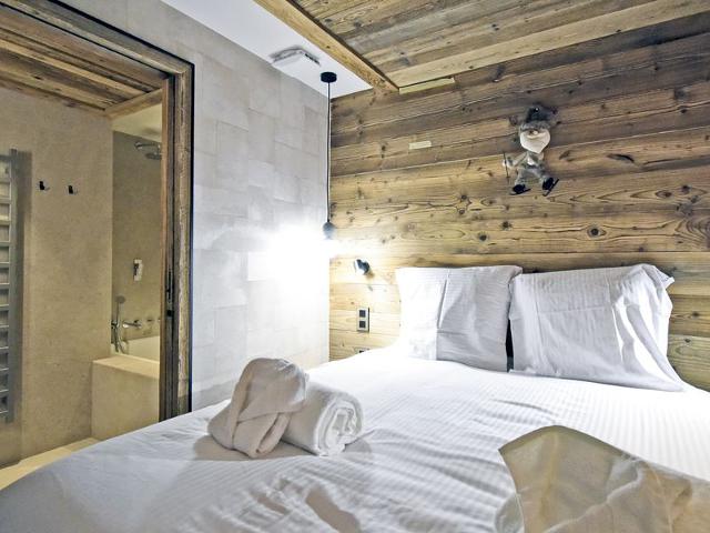 Ski-in/Ski-out Apartment with SPA, Concierge, and Stunning Balcony FR-1-613-54 - Méribel Altiport 1700