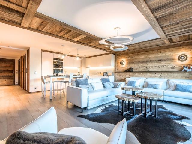 Ski-in/Ski-out Apartment with SPA, Concierge, and Stunning Balcony FR-1-613-54 - Méribel Altiport 1700