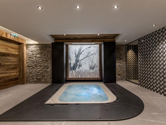 Ski-in/Ski-out Apartment with SPA, Concierge, and Stunning Balcony FR-1-613-54 - Méribel Altiport 1700