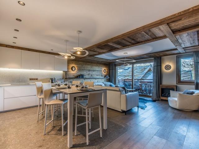 Ski-in/Ski-out Apartment with SPA, Concierge, and Stunning Balcony FR-1-613-54 - Méribel Altiport 1700