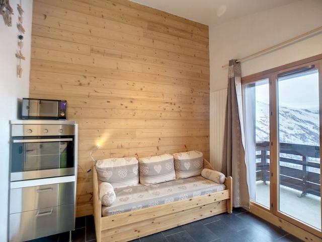 Beautiful 2-room 24m², ski-in/ski-out, balcony, parking, pets allowed FR-1-178-357 - Les Menuires Preyerand