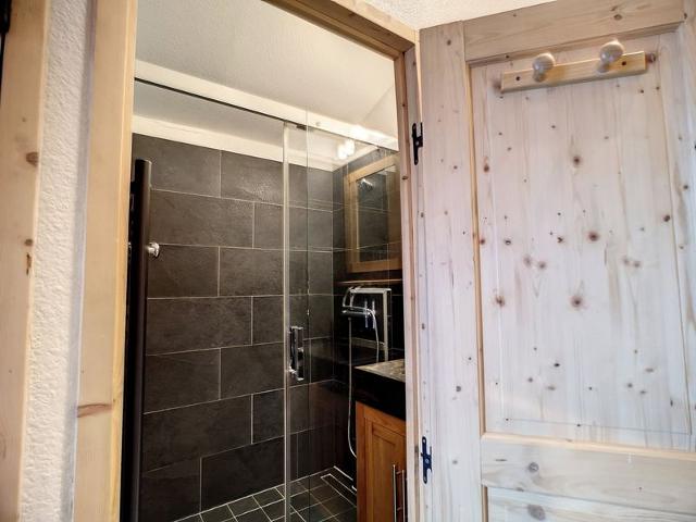Beautiful 2-room 24m², ski-in/ski-out, balcony, parking, pets allowed FR-1-178-357 - Les Menuires Preyerand