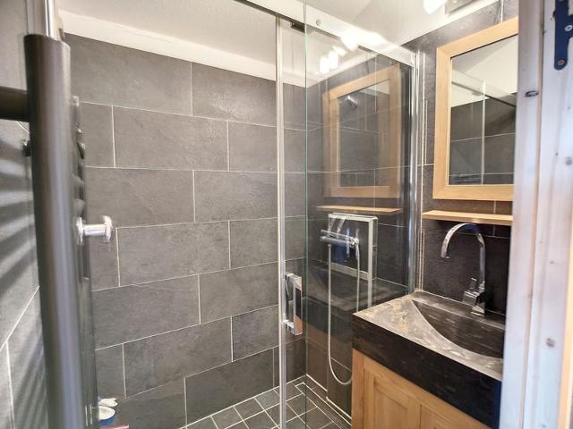 Beautiful 2-room 24m², ski-in/ski-out, balcony, parking, pets allowed FR-1-178-357 - Les Menuires Preyerand