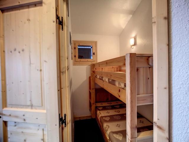 Beautiful 2-room 24m², ski-in/ski-out, balcony, parking, pets allowed FR-1-178-357 - Les Menuires Preyerand