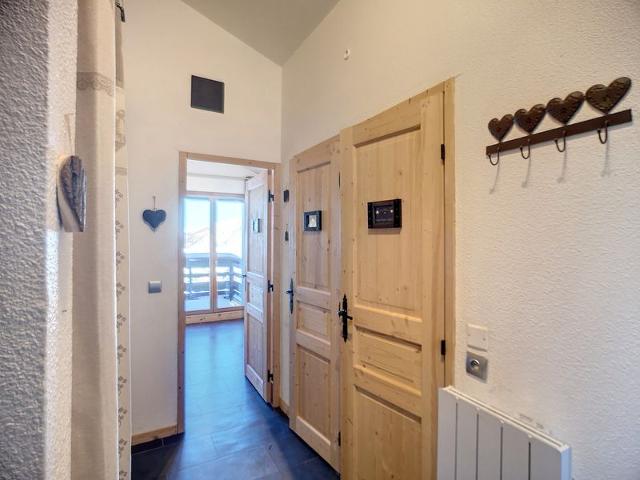 Beautiful 2-room 24m², ski-in/ski-out, balcony, parking, pets allowed FR-1-178-357 - Les Menuires Preyerand
