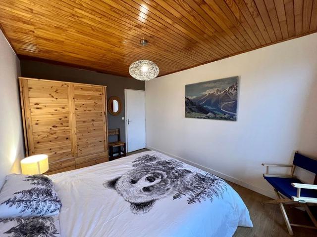 Renovated duplex for 14 people, with balcony and parking FR-1-624-92 - Samoëns