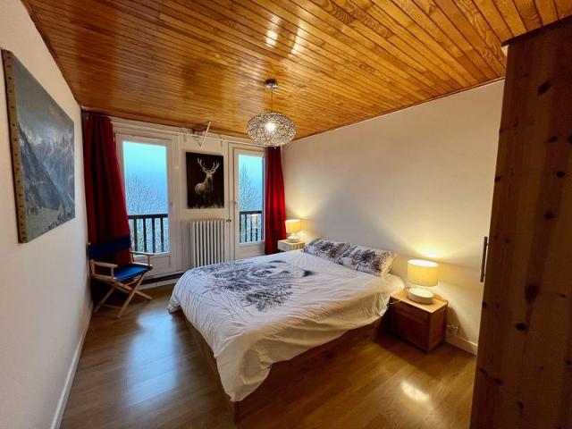 Renovated duplex for 14 people, with balcony and parking FR-1-624-92 - Samoëns
