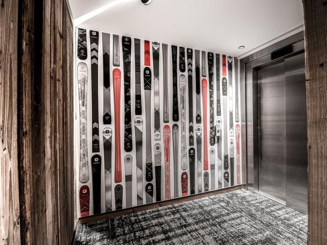 Luxury Ski-In/Ski-Out Apartment with Balcony, Fireplace, and Covered Parking FR-1-613-62 - Méribel Les Allues 1200