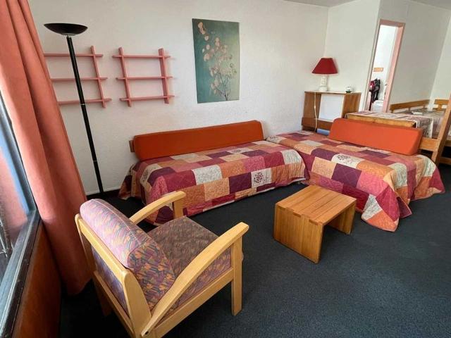 Les Menuires - Ski-in/Ski-out 2-Room Apartment for 5 with Balcony, WiFi, and Easy Access to Amenities FR-1-574-54 - Les Menuires Croisette