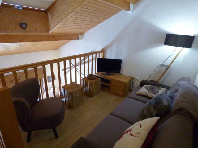 Charming 2-Room Mezzanine Apt in Grand-Bornand Village, Sleeps 4, Balcony, Steps from Ski Lifts FR-1-458-155 - Le Grand Bornand