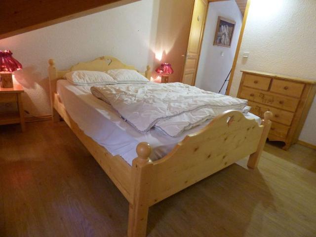 Charming 2-Room Mezzanine Apt in Grand-Bornand Village, Sleeps 4, Balcony, Steps from Ski Lifts FR-1-458-155 - Le Grand Bornand