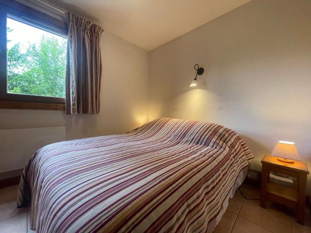 Quiet apartment in Samoëns with pool FR-1-624-101 - Samoëns
