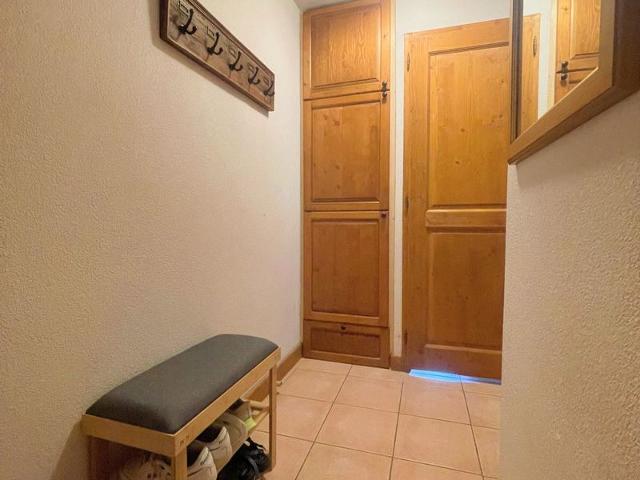 Quiet apartment in Samoëns with pool FR-1-624-101 - Samoëns