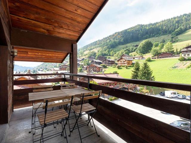 Renovated 4-Person Studio in Central Le Grand-Bornand with Mezzanine and Balcony FR-1-458-162 - Le Grand Bornand