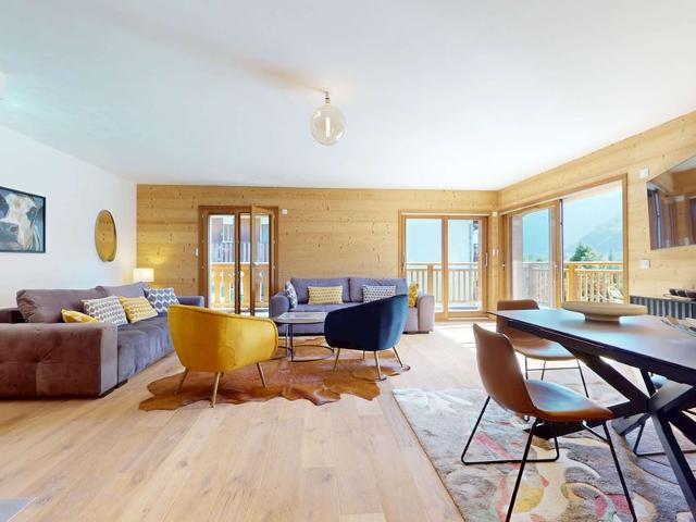 Cozy apt in Samoëns center, 6 ppl, 3 bdrms, balcony FR-1-391-160 - Samoëns