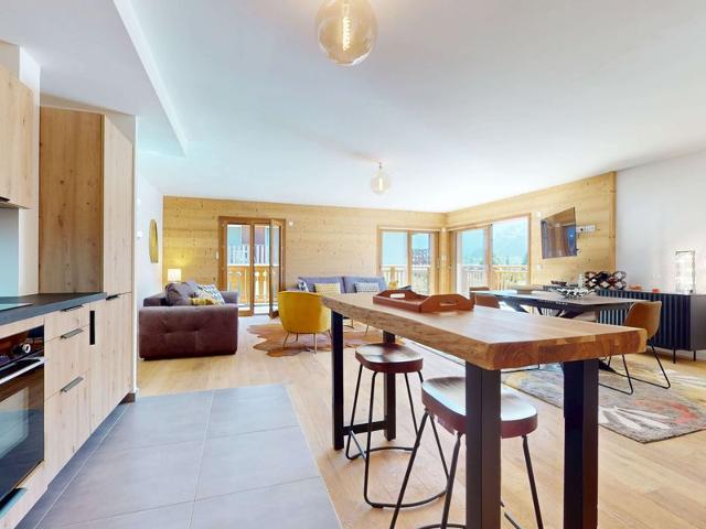 Cozy apt in Samoëns center, 6 ppl, 3 bdrms, balcony FR-1-391-160 - Samoëns