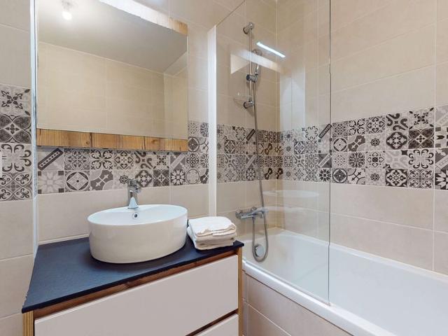 Cozy apt in Samoëns center, 6 ppl, 3 bdrms, balcony FR-1-391-160 - Samoëns