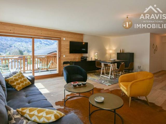 Cozy apt in Samoëns center, 6 ppl, 3 bdrms, balcony FR-1-391-160 - Samoëns