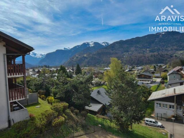 Cozy apt in Samoëns center, 6 ppl, 3 bdrms, balcony FR-1-391-160 - Samoëns