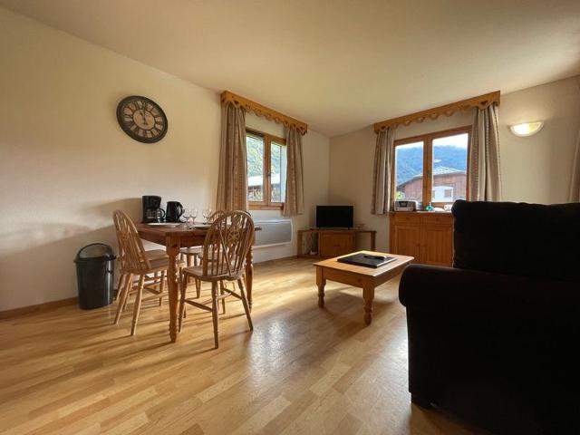 1-bedroom apartment, pools, parking, pets allowed FR-1-624-107 - Samoëns