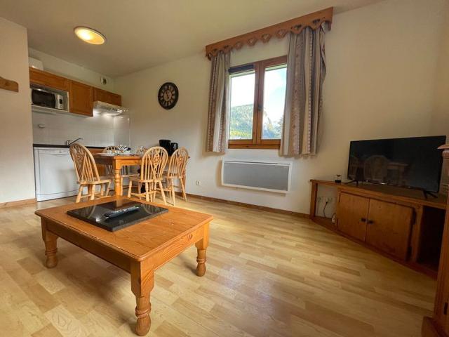 1-bedroom apartment, pools, parking, pets allowed FR-1-624-107 - Samoëns