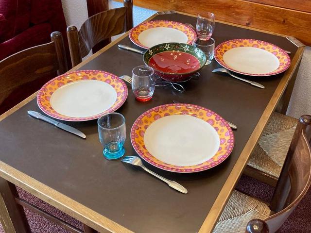 Cozy 1-bedroom in the center, south balcony, linen/cleaning included FR-1-634-78 - Avoriaz