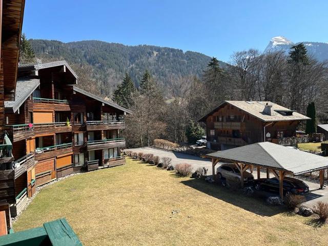 Sunny Studio with Tennis Court Access & Balcony - Morzine, 600m from Center FR-1-679-1 - Morzine
