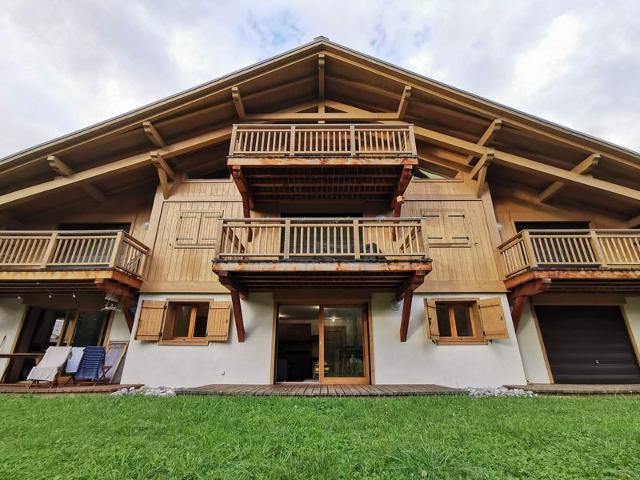 Cozy Apartment Near Village Center – Terrace, Wi-Fi, Parking, Ski-Bus, South-Facing FR-1-624-114 - Samoëns