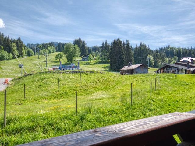 Cozy 1-bedroom apt, south balcony, ski locker FR-1-642-64 - Morillon 1100 Les Esserts