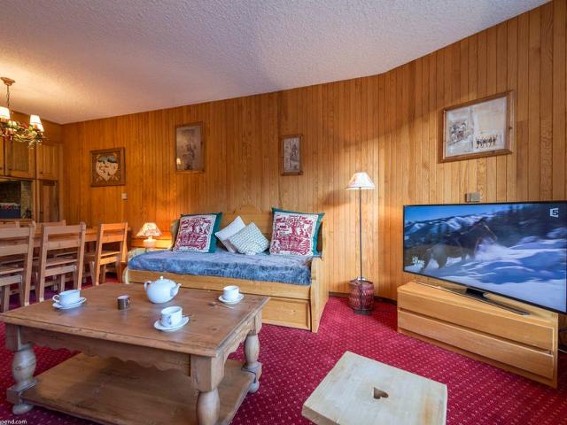 Sunny Apartment at the Foot of the Slopes in Courchevel 1850 FR-1-575-36 - Courchevel 1850