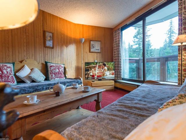 Sunny Apartment at the Foot of the Slopes in Courchevel 1850 FR-1-575-36 - Courchevel 1850
