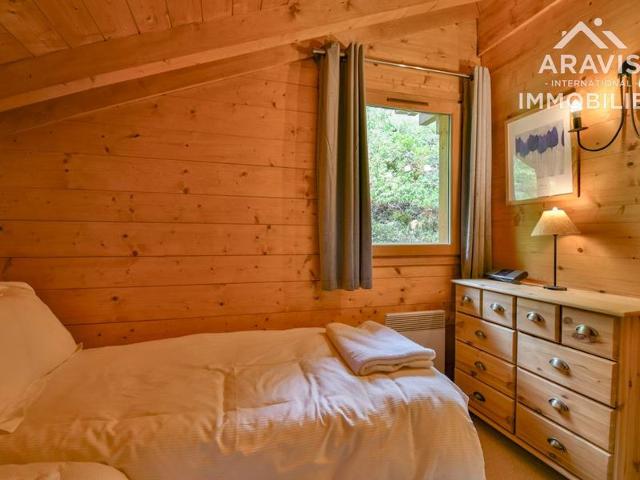 Spacious Chalet for 8, Near Shops and Slopes, Stunning Mountain Views! FR-1-391-158 - Le Grand Bornand