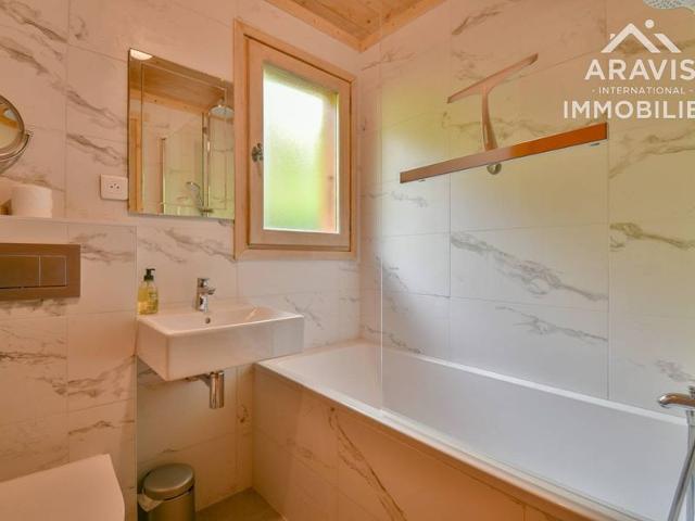 Spacious Chalet for 8, Near Shops and Slopes, Stunning Mountain Views! FR-1-391-158 - Le Grand Bornand