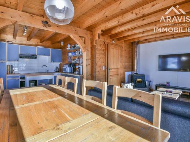 Spacious Chalet for 8, Near Shops and Slopes, Stunning Mountain Views! FR-1-391-158 - Le Grand Bornand
