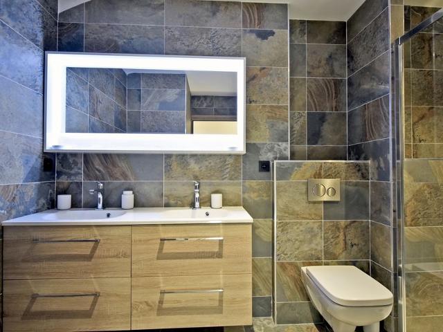 Stunning Top-Floor Ski-In/Ski-Out Apartment with Concierge Service, Courchevel FR-1-613A-29 - Courchevel 1650