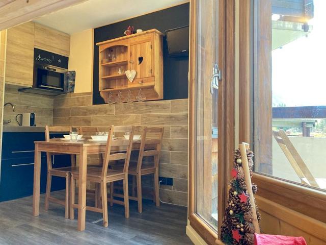 Cozy Renovated Studio, Ski-in/Out, Family-Friendly, Modern Amenities FR-1-634-80 - Avoriaz