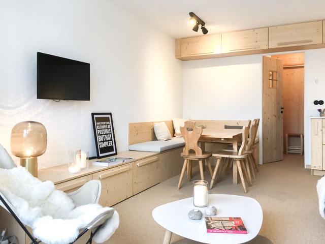 3-Bedroom Ski-In Ski-Out Apartment, Courchevel FR-1-575-16 - Courchevel 1850