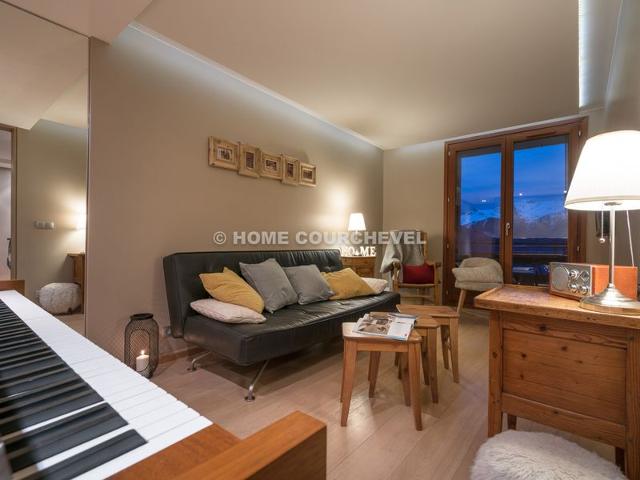 Charming renovated 3BR near slopes, parking, Wifi FR-1-575-33 - Courchevel 1550