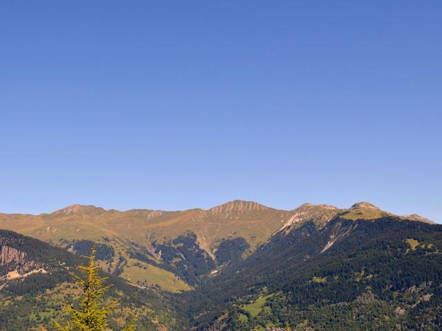 Charming renovated 3BR near slopes, parking, Wifi FR-1-575-33 - Courchevel 1550