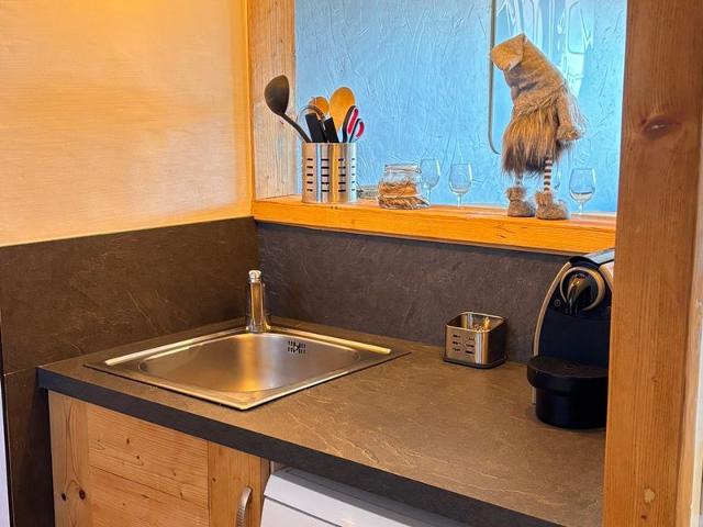 Beautiful renovated 3-room apartment for 6 people with balcony, TV and internet access FR-1-634-18 - Avoriaz