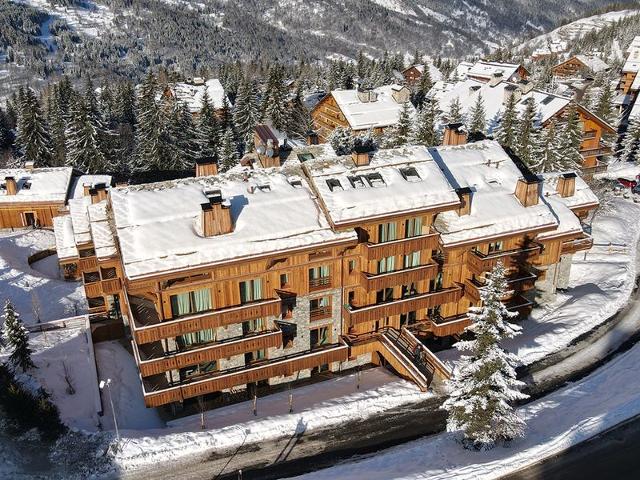 Luxurious Ski-in/Ski-out Apartment with Concierge Service and Stunning Mountain Views FR-1-613-65 - Méribel Les Allues 1200