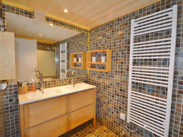 Spacious T4 apartment in Morzine, 3 bedrooms, parking, balconies, linens included FR-1-684-3 - Morzine