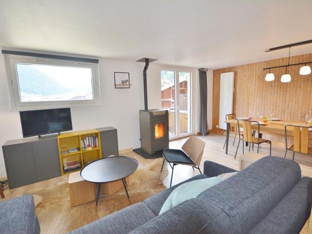 Spacious T4 apartment in Morzine, 3 bedrooms, parking, balconies, linens included FR-1-684-3 - Morzine
