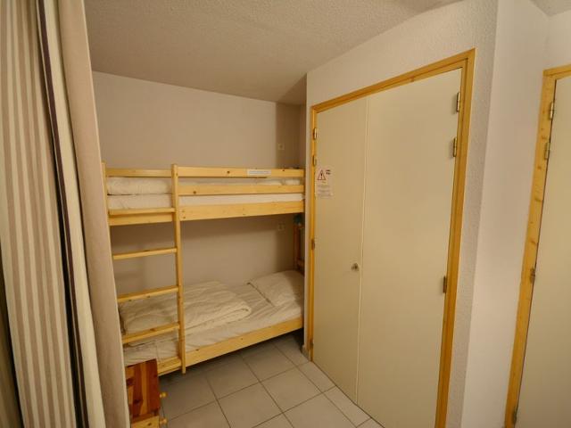 Central Apartment Near Slopes - Sleeps 4 FR-1-684-45 - Morzine
