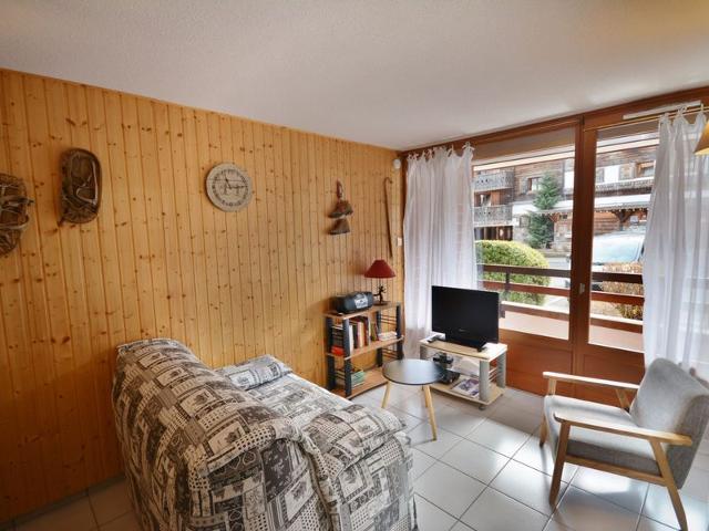 Central Apartment Near Slopes - Sleeps 4 FR-1-684-45 - Morzine