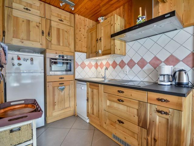 Cozy apartment in Morzine - 2 rooms, pool, balcony, parking - 4 pers FR-1-684-50 - Morzine