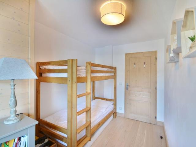 Charming apartment in Morzine, 2 bedrooms, balcony, parking FR-1-684-12 - Morzine