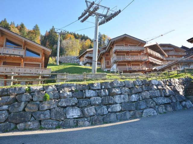 Charming apartment in Morzine, 2 bedrooms, balcony, parking FR-1-684-12 - Morzine
