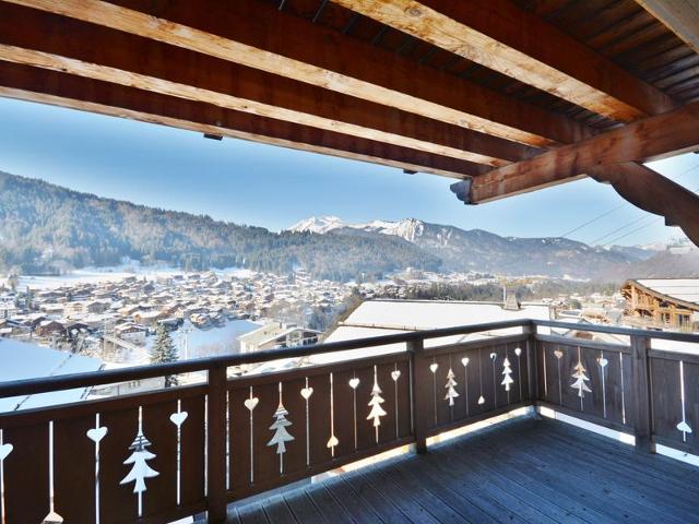 Charming apartment in Morzine, 2 bedrooms, balcony, parking FR-1-684-12 - Morzine